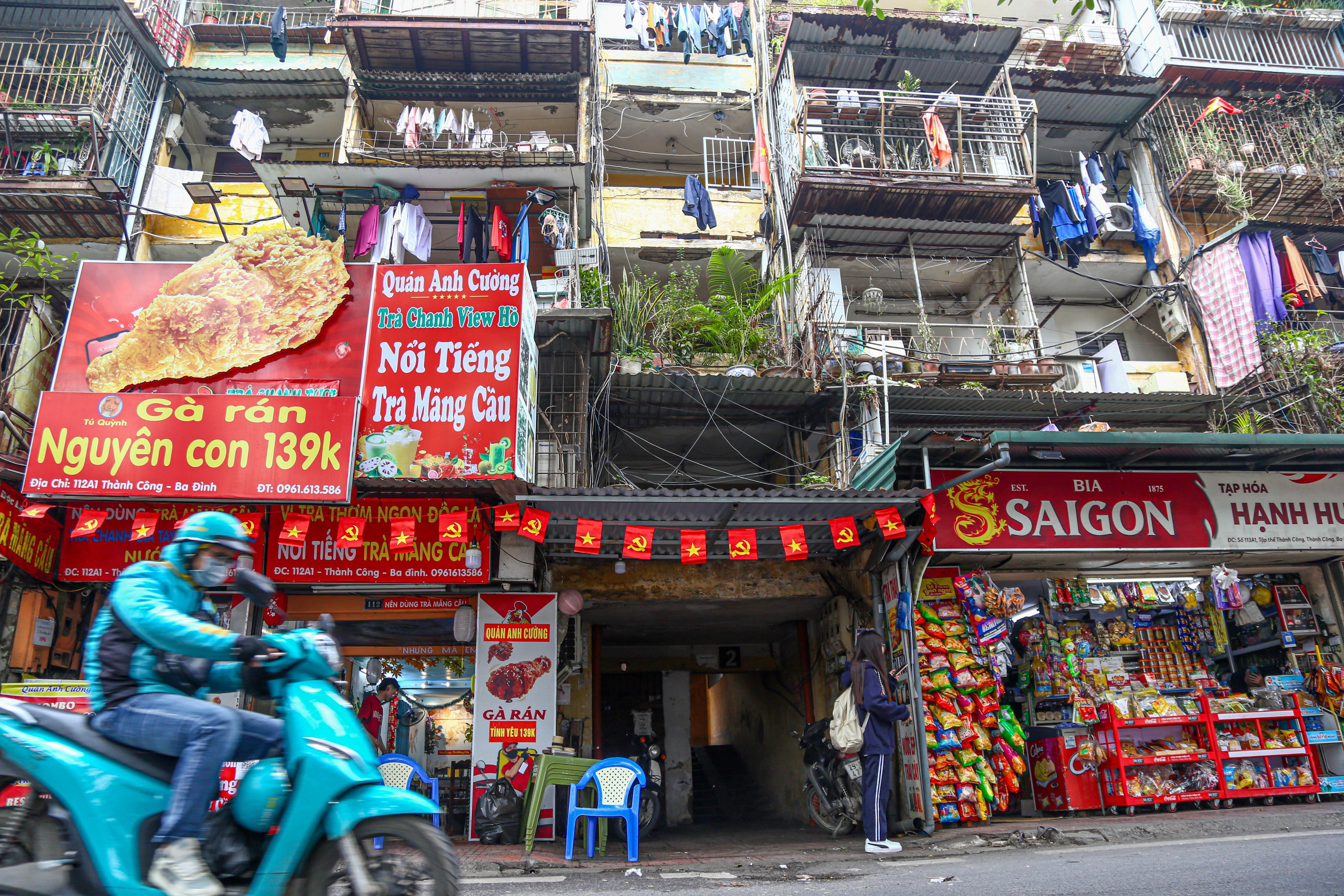 Nhà tập thể xuống cấp nguy hiểm vẫn có giá 160 triệu đồng/m2, cao hơn chung cư hạng sang- Ảnh 13.