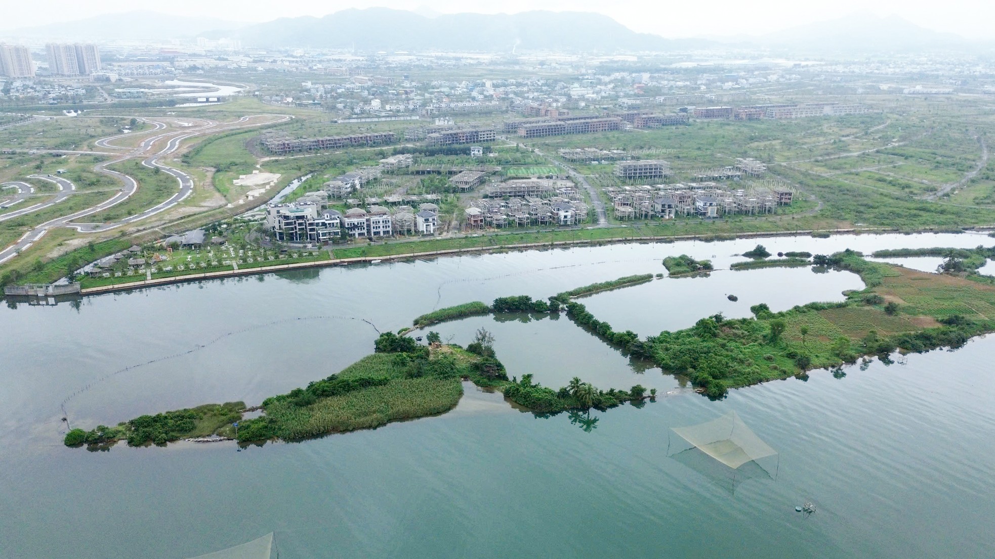 Cảnh hoang tàn của 'siêu' đô thị sinh thái 381ha 'view triệu đô' ở Đà Nẵng- Ảnh 1.