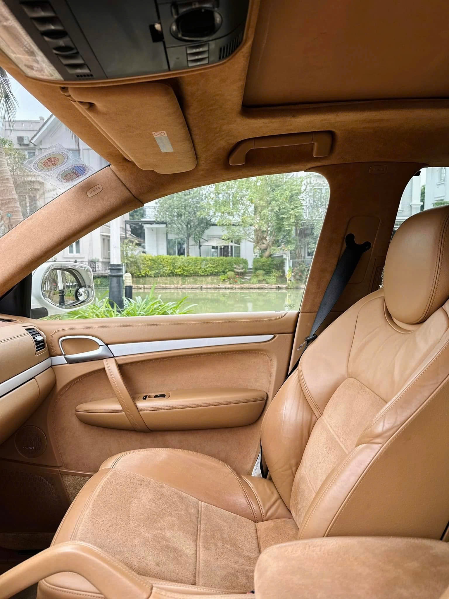 Sắm Porsche Cayenne GTS gần 600 triệu, chủ xe 33 tuổi chia sẻ: 'Mơ ước từ cấp 3, chấp nhận nuôi đắt, bán lỗ để thỏa đam mê'- Ảnh 16.