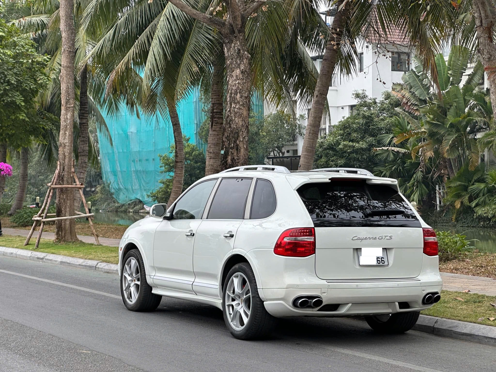 Sắm Porsche Cayenne GTS gần 600 triệu, chủ xe 33 tuổi chia sẻ: 'Mơ ước từ cấp 3, chấp nhận nuôi đắt, bán lỗ để thỏa đam mê'- Ảnh 9.