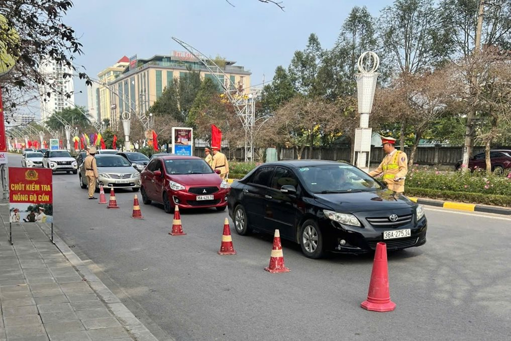 8.000 trường hợp vi phạm giao thông ở Thanh Hóa sau hơn 1 tháng triển khai Nghị định 168, số tiền xử phạt hơn 36 tỷ đồng: Lỗi nào vi phạm nhiều nhất?- Ảnh 1.