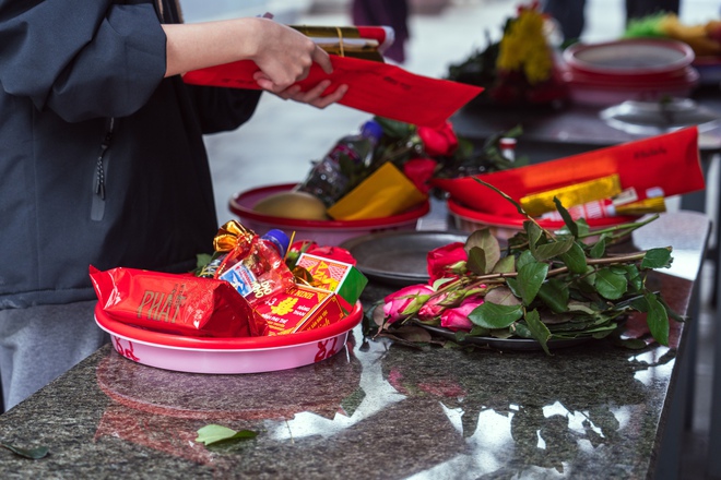 Giới trẻ Hà Nội đổ đến chùa Hà ngày Valentine cầu tình duyên- Ảnh 3. Giới trẻ Hà Nội đổ đến chùa Hà ngày Valentine cầu tình duyên- Ảnh 3.