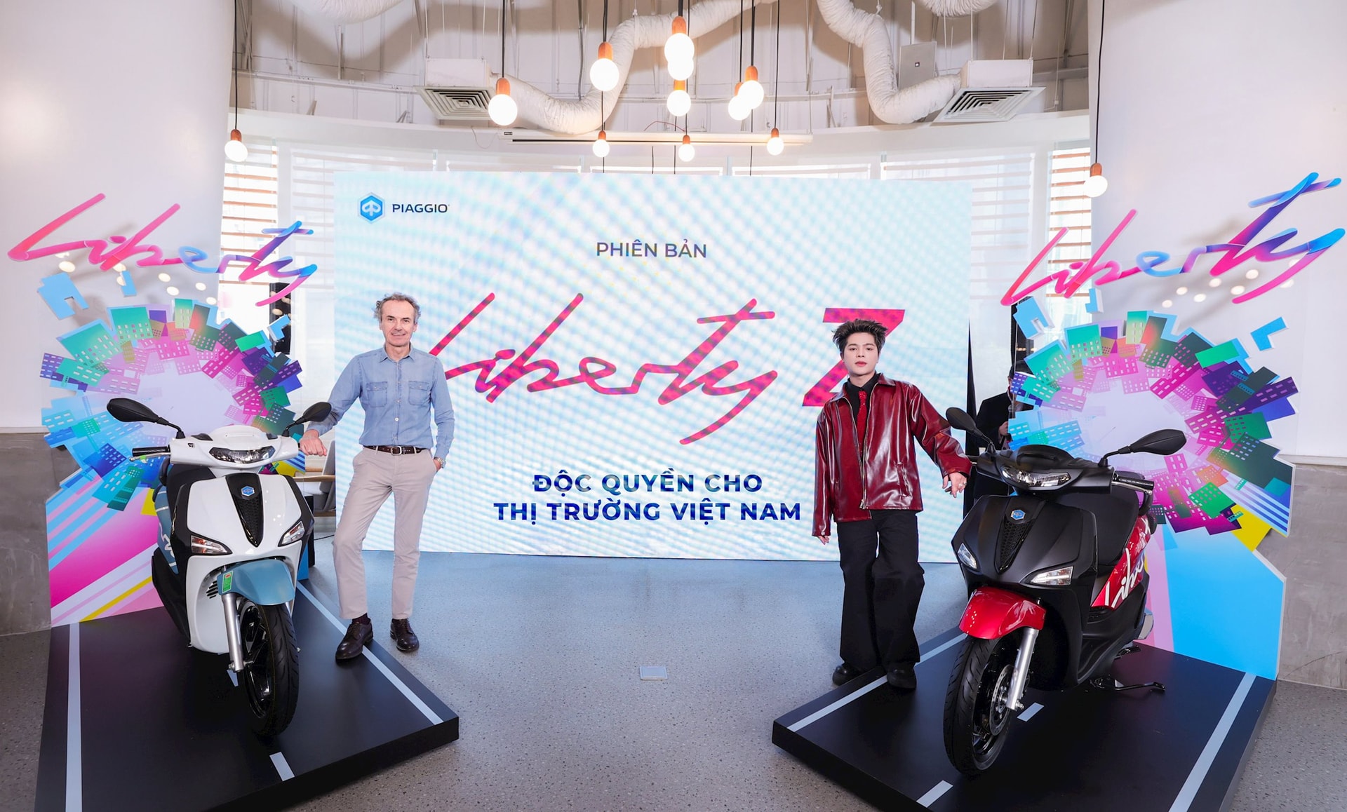 'Huyền thoại xe ga' 125cc của Ý chính thức ra mắt: Phanh ABS, uống 2,19 lít/100km - có bản độc quyền cho thị trường Việt Nam- Ảnh 1.