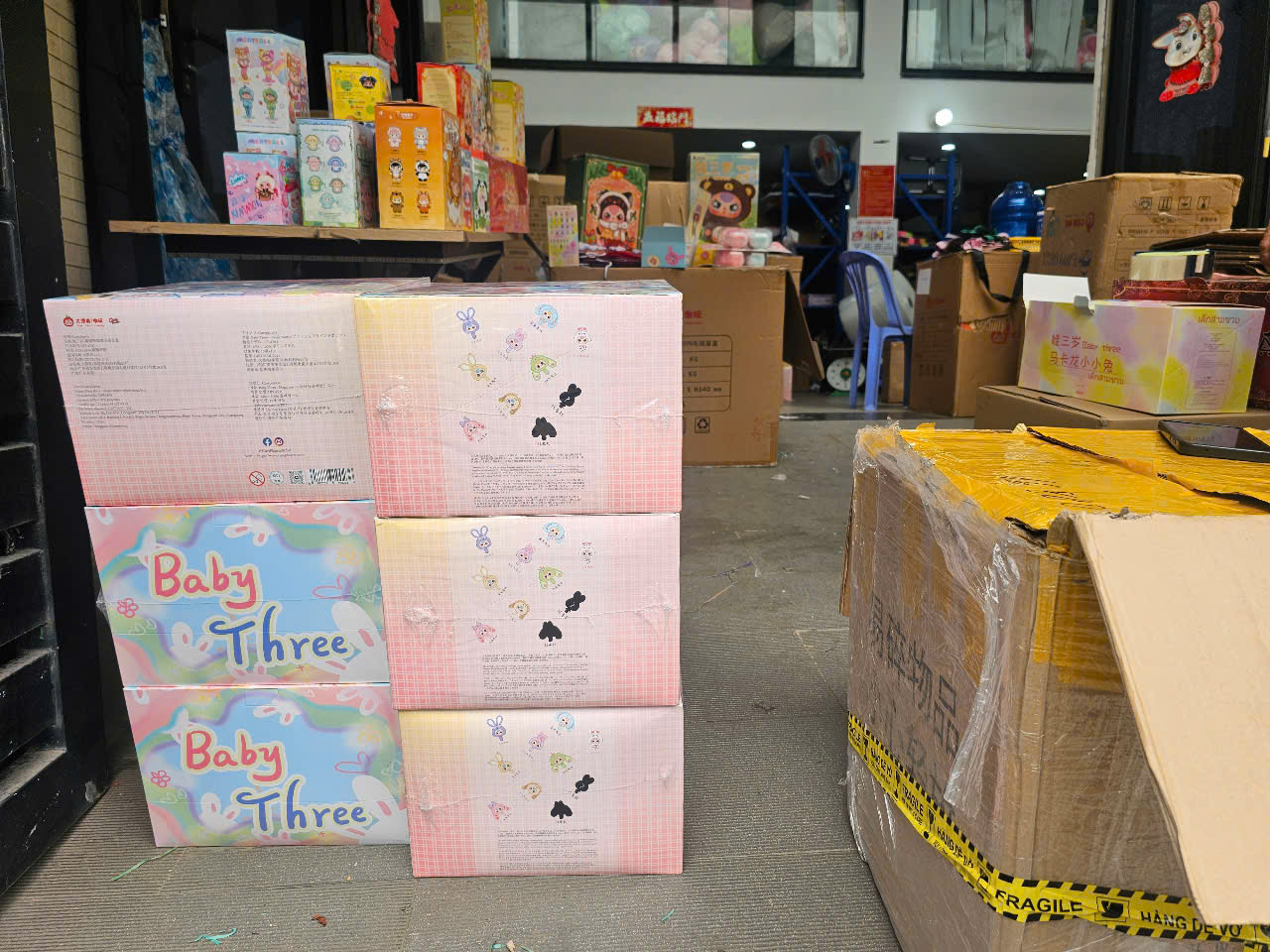 “Hộp quà bí ẩn” đắt khách trong dịp lễ tình nhân- Ảnh 7. “Hộp quà bí ẩn” đắt khách trong dịp lễ tình nhân- Ảnh 7.