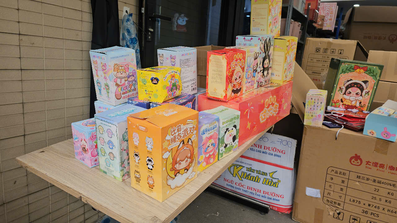 “Hộp quà bí ẩn” đắt khách trong dịp lễ tình nhân- Ảnh 10. “Hộp quà bí ẩn” đắt khách trong dịp lễ tình nhân- Ảnh 10.