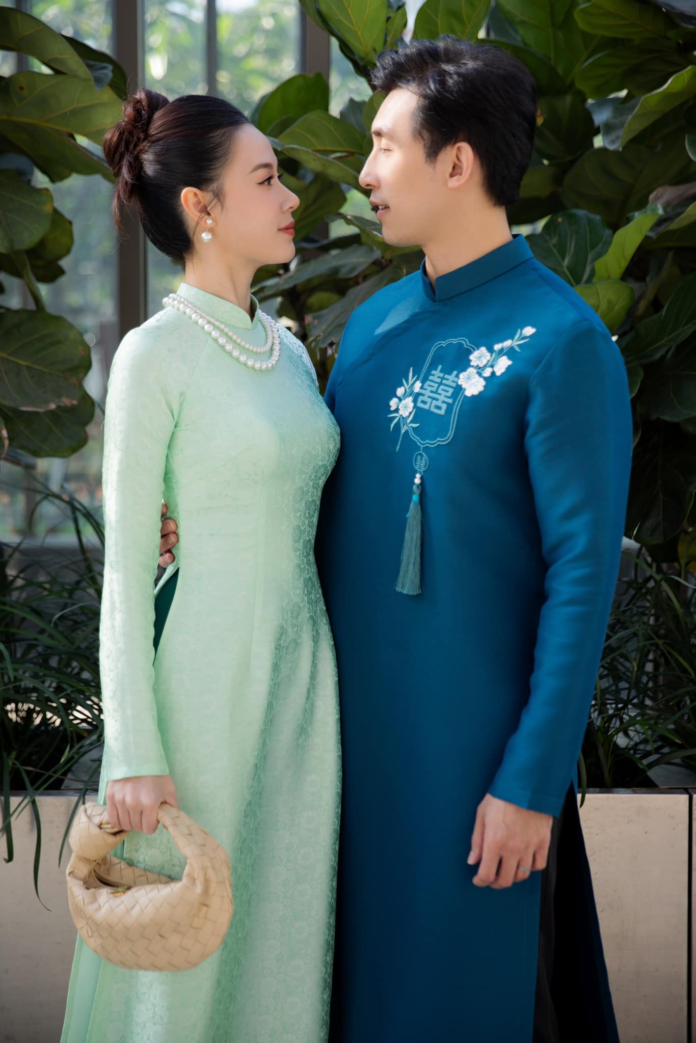 Những ông chồng đầy tiền bỗng có “lối đi riêng” trong mùa Valentine : Hạnh phúc của người giàu là đây!- Ảnh 8.