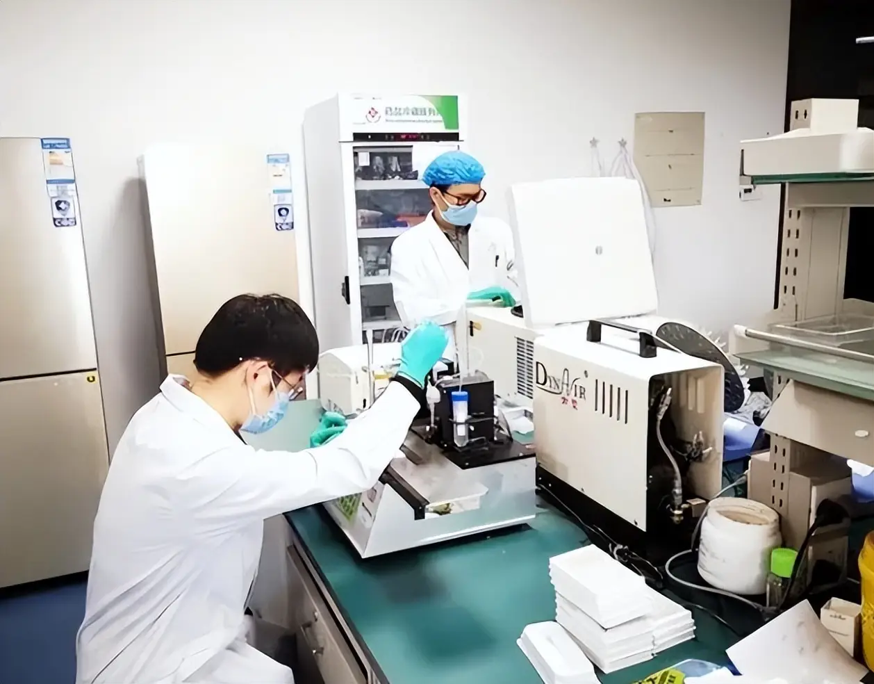Bí mật đằng sau "học sinh giỏi nhất chín tỉnh", chỉ cần ngẩng đầu trong lớp là thầy cô hốt hoảng kiểm tra lại lời vừa giảng- Ảnh 5. Bí mật đằng sau "học sinh giỏi nhất chín tỉnh", chỉ cần ngẩng đầu trong lớp là thầy cô hốt hoảng kiểm tra lại lời vừa giảng- Ảnh 5.