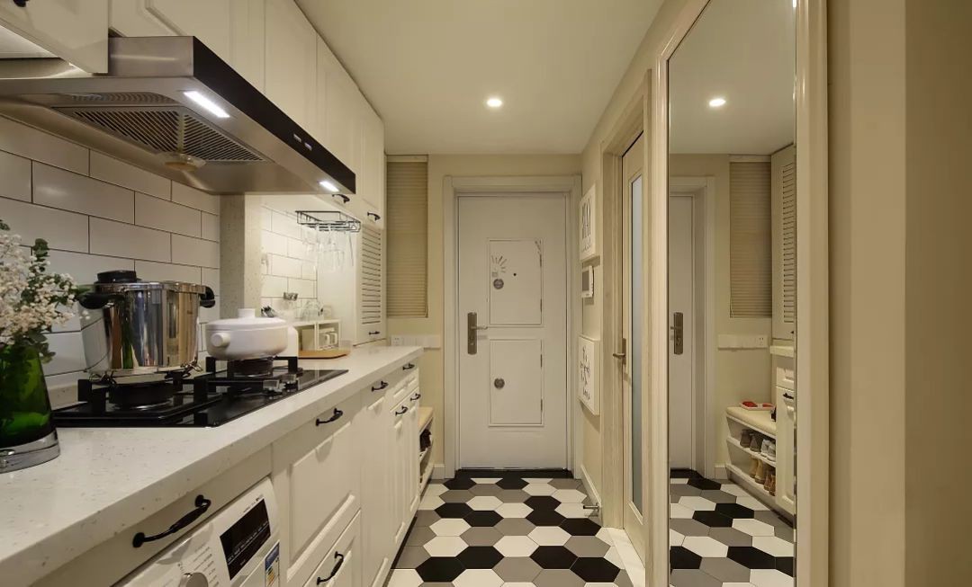 Người phụ nữ trung niên tự hào khoe căn hộ 38m2: Nhỏ nhưng cực kỳ đáng mơ ước nhờ kỹ năng lưu trữ Người phụ nữ trung niên tự hào khoe căn hộ 38m2: Nhỏ nhưng cực kỳ đáng mơ ước nhờ kỹ năng lưu trữ