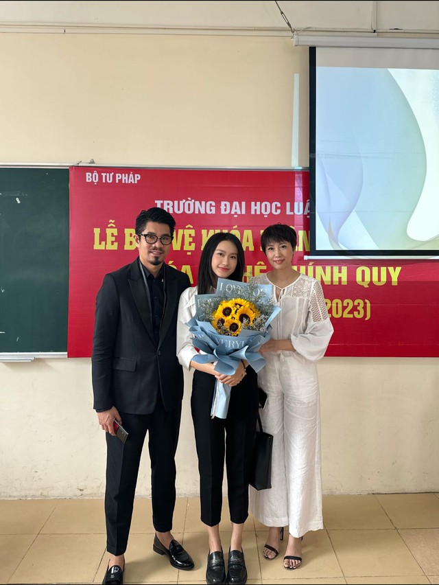 Bố vợ doanh nhân của Đoàn Văn Hậu lộ diện sau chuỗi ngày Bố vợ doanh nhân của Đoàn Văn Hậu lộ diện sau chuỗi ngày