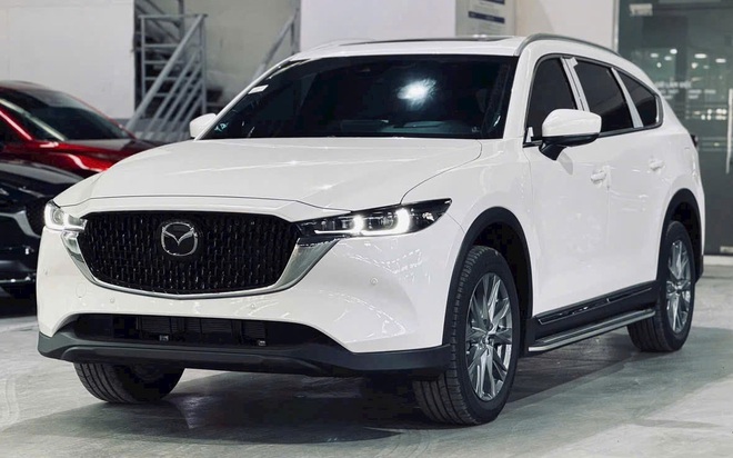 Chọn Peugeot 2008 hay thêm 70 triệu lấy Mazda CX-8 7 chỗ cho rộng, bảng so sánh này sẽ cho bạn thấy những thứ phải đánh đổi- Ảnh 2. Chọn Peugeot 2008 hay thêm 70 triệu lấy Mazda CX-8 7 chỗ cho rộng, bảng so sánh này sẽ cho bạn thấy những thứ phải đánh đổi- Ảnh 2.