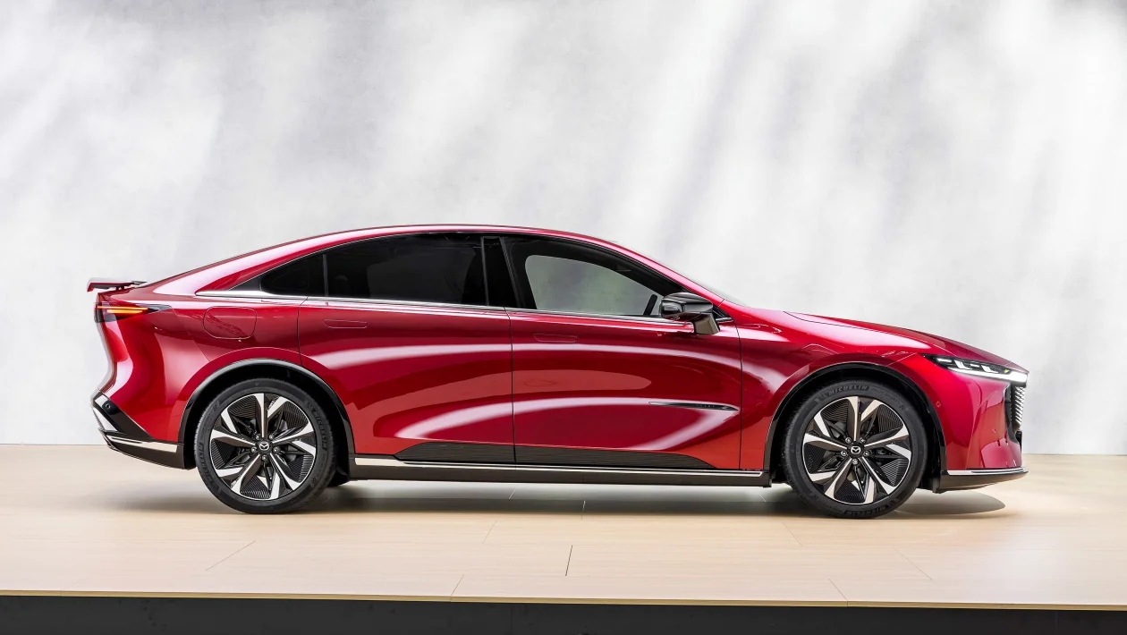Mazda 6e chốt ra mắt ĐNÁ năm nay, muốn về Việt Nam thế chỗ Mazda6 sẽ cần một yếu tố- Ảnh 3. Mazda 6e chốt ra mắt ĐNÁ năm nay, muốn về Việt Nam thế chỗ Mazda6 sẽ cần một yếu tố- Ảnh 3.