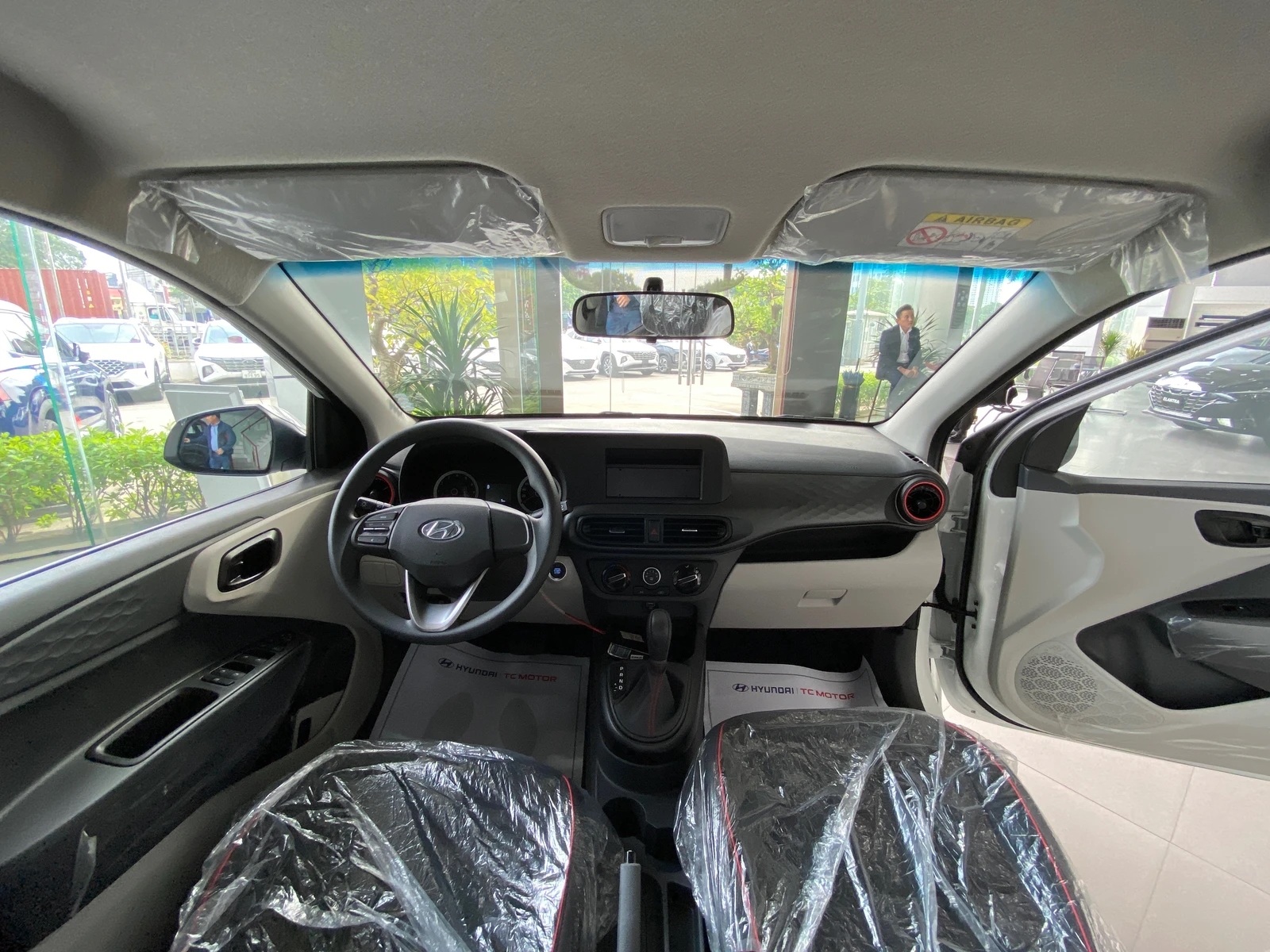 Hyundai Grand i10 AT sedan giảm tới 60 triệu tại đại lý, giá thực tế chỉ còn 395 triệu, 'mềm' hơn Wigo, Morning tương đương- Ảnh 6.