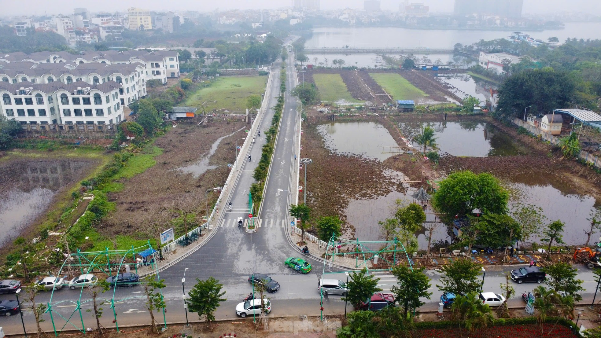 Cận cảnh hồ rộng hơn 5ha làm nơi lắng nước 'rửa' sông Tô Lịch- Ảnh 3.