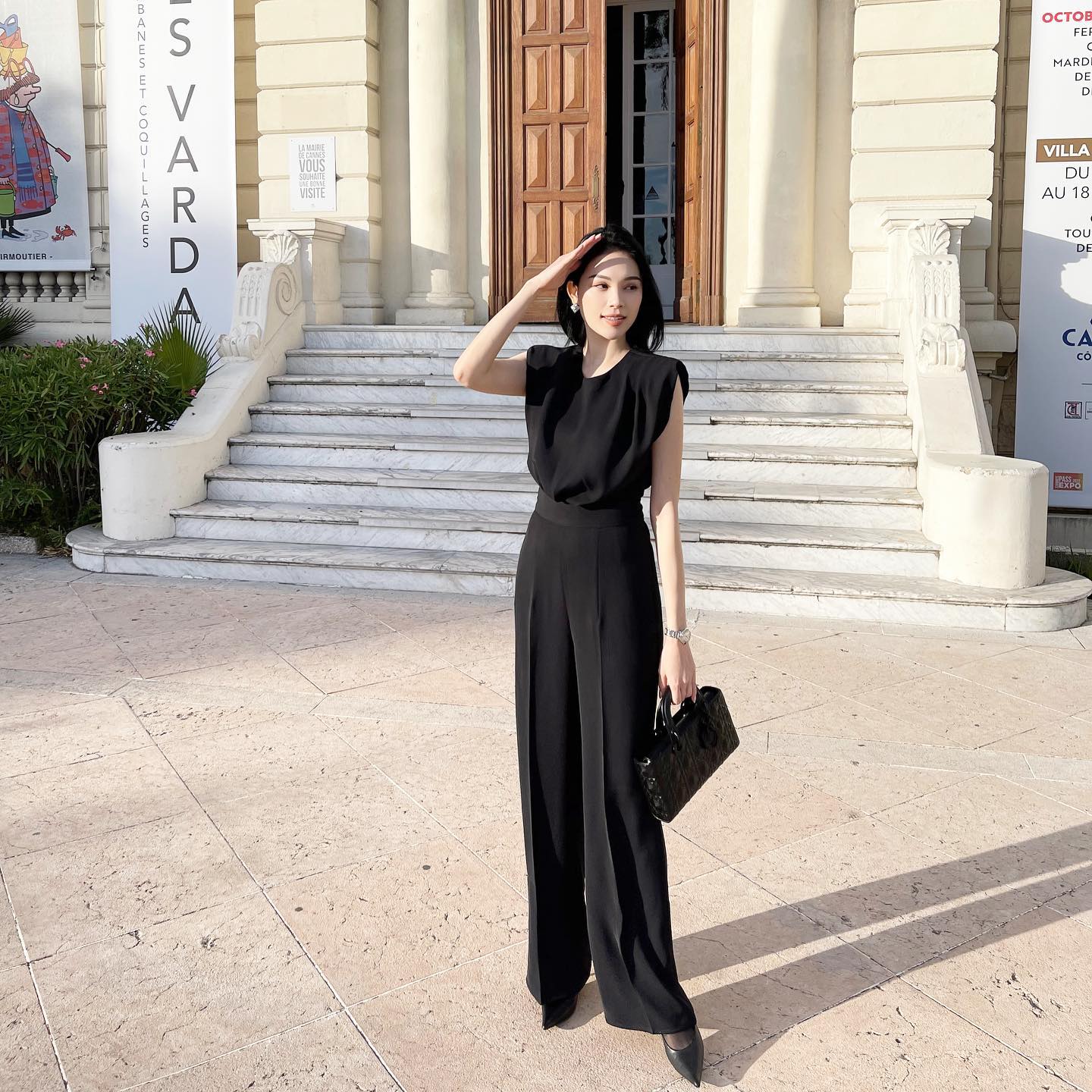 Gu chọn giày của các nàng dâu hào môn: 5 mẫu mã tinh tế, phối kiểu gì cũng đẹp- Ảnh 1. Gu chọn giày của các nàng dâu hào môn: 5 mẫu mã tinh tế, phối kiểu gì cũng đẹp- Ảnh 1.