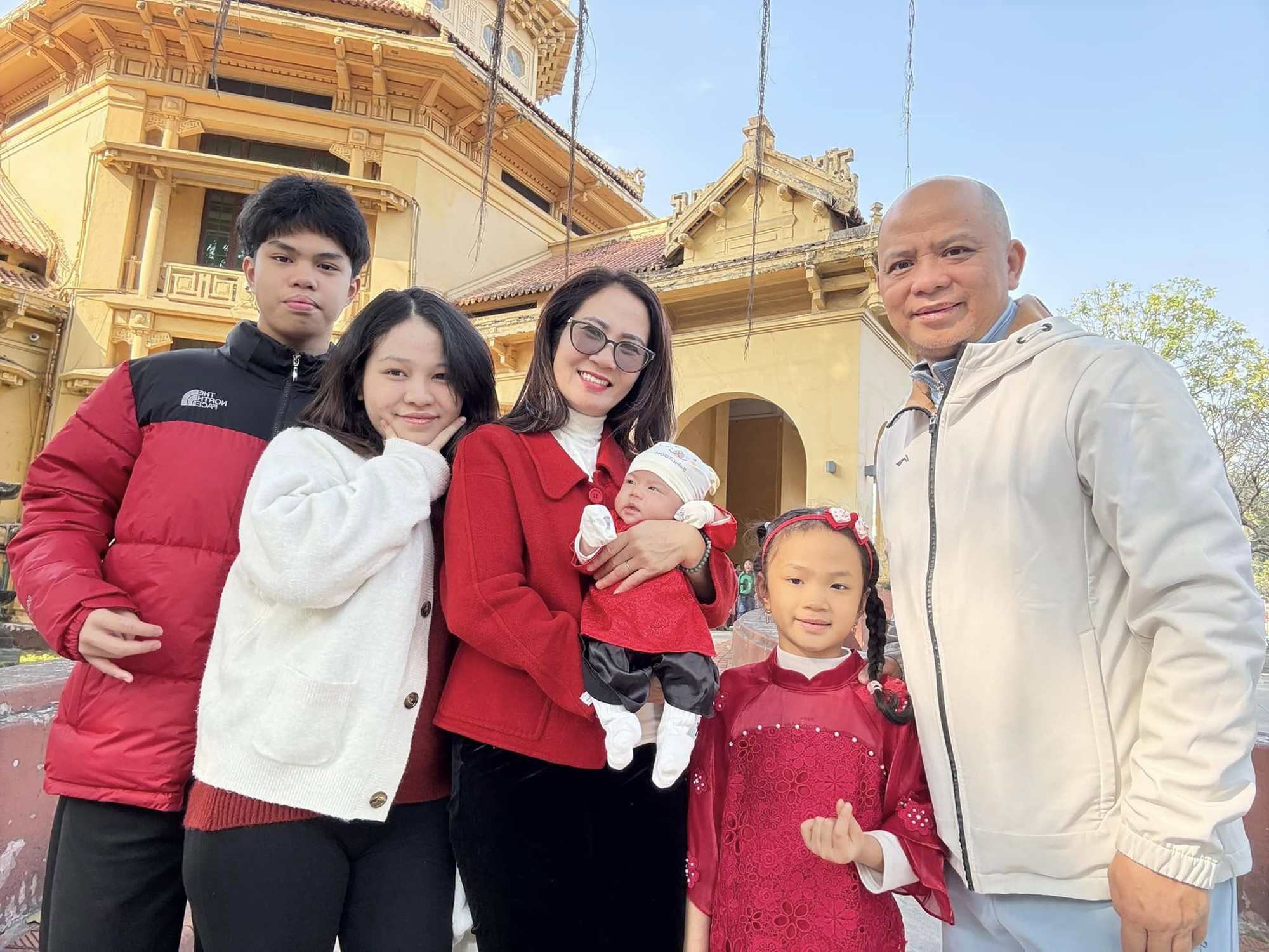 Chồng nổi tiếng nói một nữ NSƯT: “Tôi đắng hơn khổ qua mà cô còn ăn được 30 mấy năm trời”- Ảnh 5.