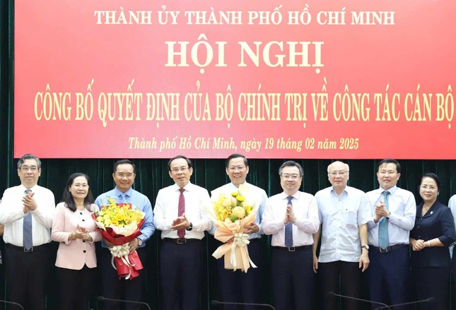 Chia tay TPHCM, ông Phan Văn Mãi nói lời 'gan ruột' với cả bác tài, nhà bếp- Ảnh 2.