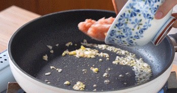 Có 6 loại rau mùa xuân cực ngon nhưng bạn nhất định phải chần trước khi nấu ăn: Rất nhiều người thường bỏ qua
- Ảnh 5.