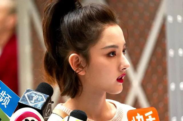 "Mỹ nữ sa ngã" đi trượt tuyết khiến ai cũng tiếc, showbiz không nên thiếu vắng nhan sắc này- Ảnh 10. "Mỹ nữ sa ngã" đi trượt tuyết khiến ai cũng tiếc, showbiz không nên thiếu vắng nhan sắc này- Ảnh 10.