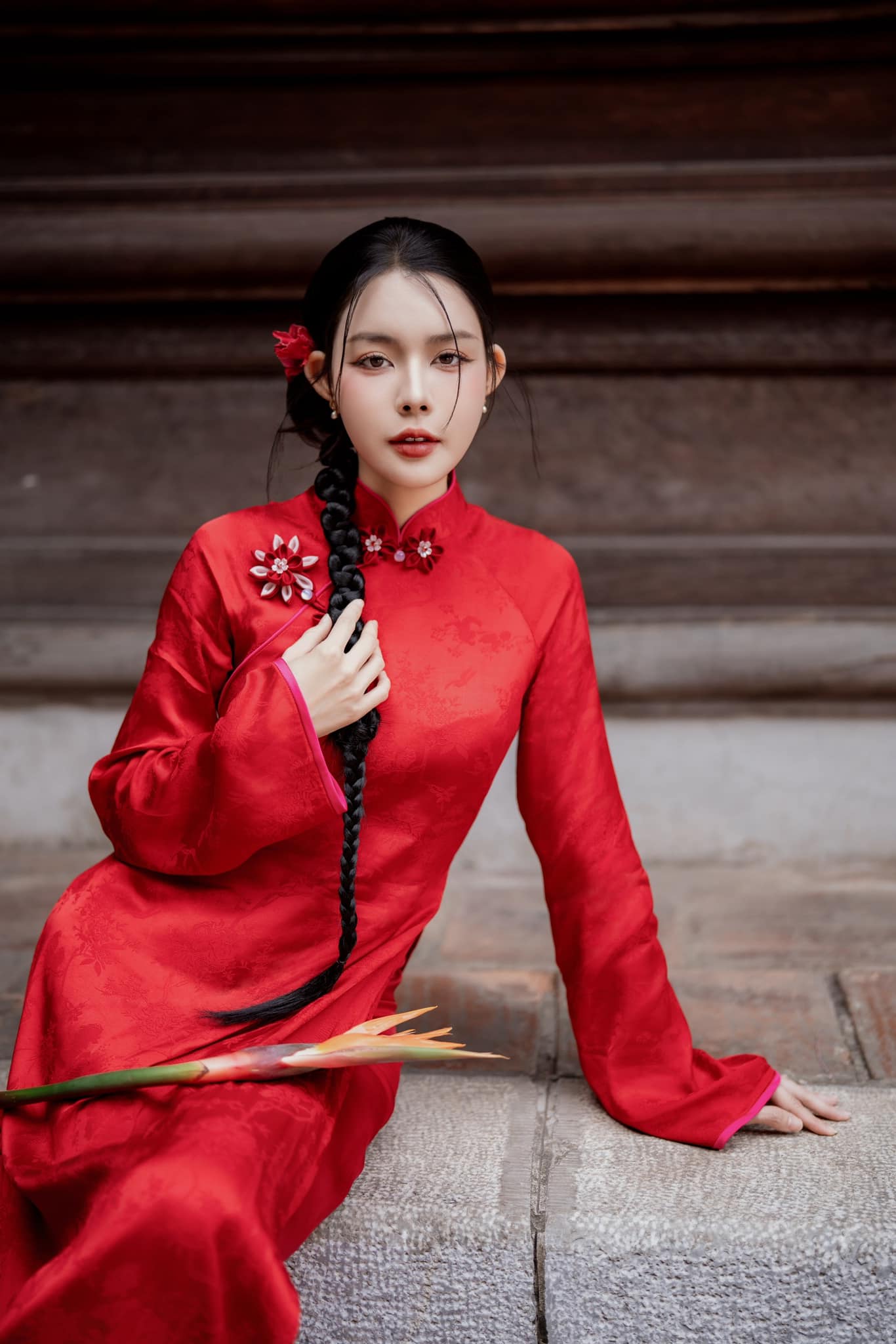 Văn Thanh vừa khoe ảnh nắm tay nàng hotgirl sexy, giàu có, liền có luôn thông báo gây xôn xao- Ảnh 3. Văn Thanh vừa khoe ảnh nắm tay nàng hotgirl sexy, giàu có, liền có luôn thông báo gây xôn xao- Ảnh 3.