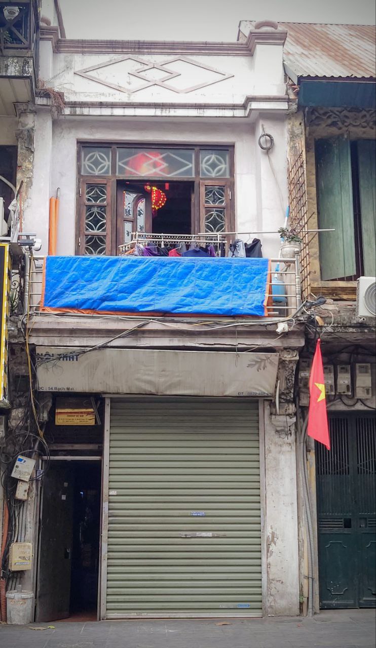 Chủ quán bún riêu bị tố bán 400k/bát buồn bã, hàng xóm động viên: “Lần sau rút kinh nghiệm, “quả đùa” này giá quá đắt!”- Ảnh 2.