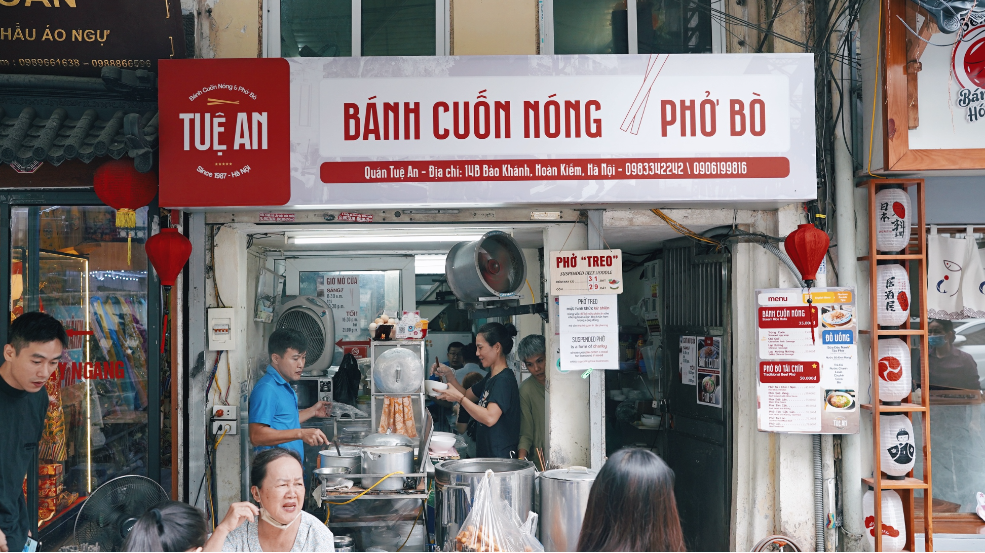 Du khách Trung Quốc bất ngờ phát hiện "Vương Phi bán phở ở Hà Nội", hoá ra cũng là người rất nổi tiếng tại Việt Nam- Ảnh 5. Du khách Trung Quốc bất ngờ phát hiện "Vương Phi bán phở ở Hà Nội", hoá ra cũng là người rất nổi tiếng tại Việt Nam- Ảnh 5.