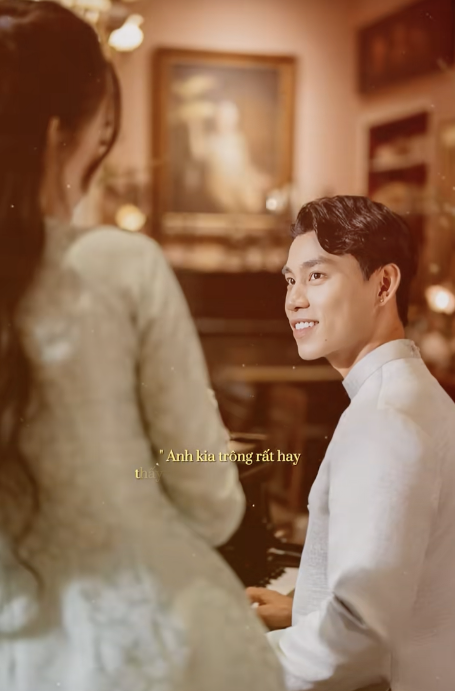 Văn Thanh vừa khoe ảnh nắm tay nàng hotgirl sexy, giàu có, liền có luôn thông báo gây xôn xao- Ảnh 1. Văn Thanh vừa khoe ảnh nắm tay nàng hotgirl sexy, giàu có, liền có luôn thông báo gây xôn xao- Ảnh 1.