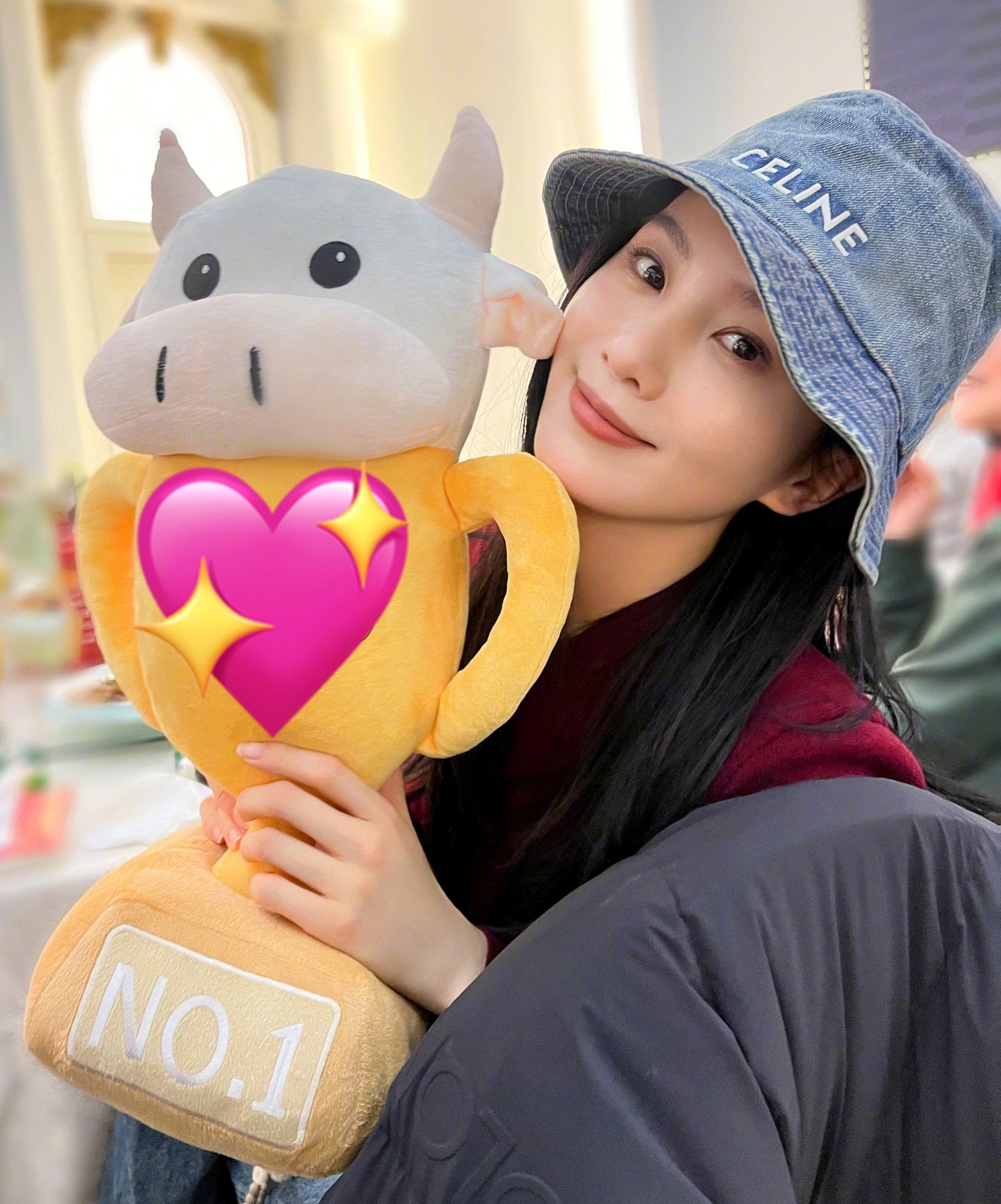 Nóng nhất xứ tỷ dân: Lưu Thi Thi chuyển tài sản cho Ngô Kỳ Long, nghi chấm dứt cuộc hôn nhân nghìn tỷ- Ảnh 4. Nóng nhất xứ tỷ dân: Lưu Thi Thi chuyển tài sản cho Ngô Kỳ Long, nghi chấm dứt cuộc hôn nhân nghìn tỷ- Ảnh 4.