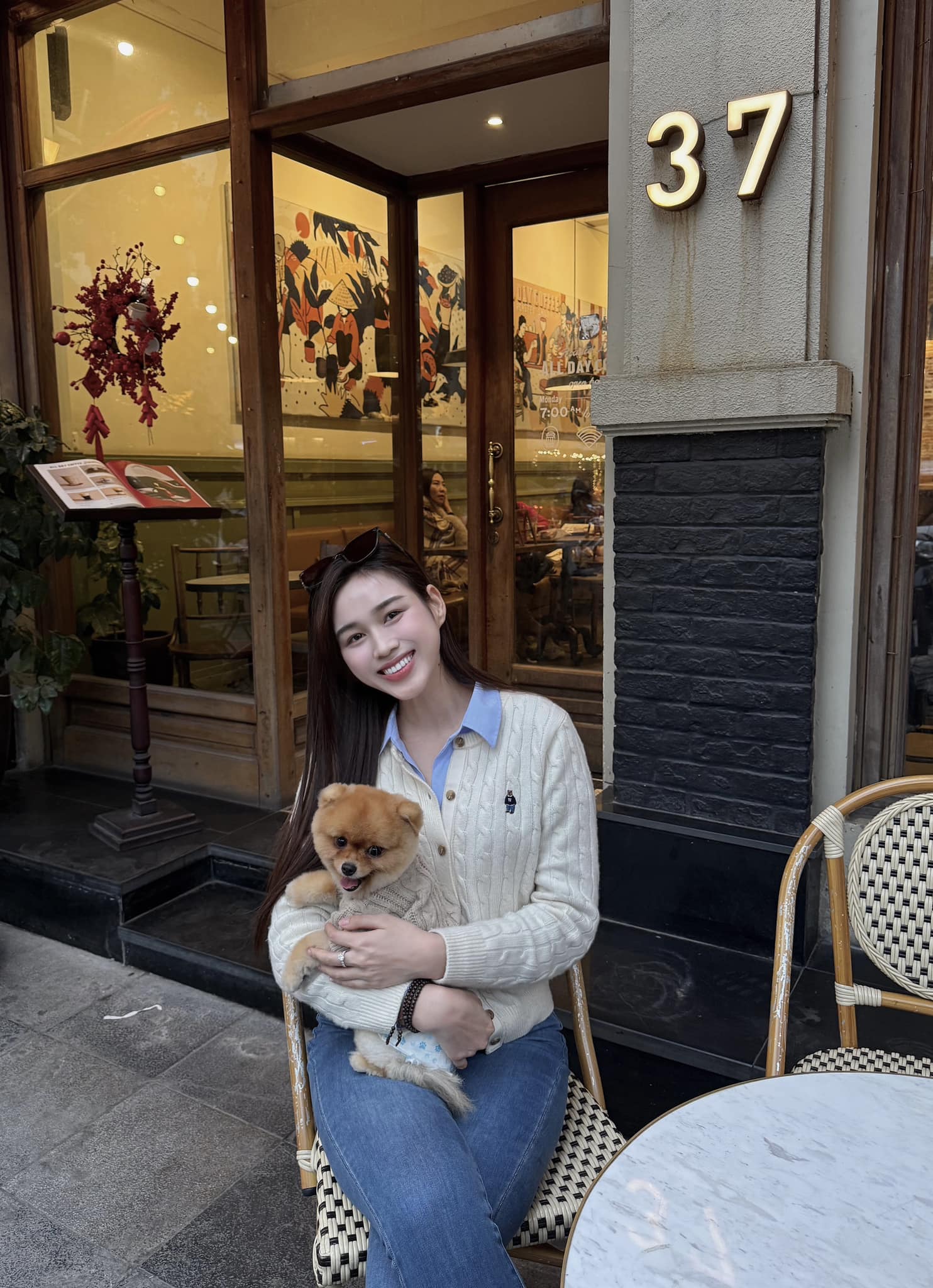 Hoa hậu Đỗ Hà gây sốt vì bộ ảnh tựa "nàng dâu mới", sở hữu vóc dáng vạn người mê nhờ rất chăm ăn 3 loại thực phẩm giảm cân- Ảnh 6. Hoa hậu Đỗ Hà gây sốt vì bộ ảnh tựa "nàng dâu mới", sở hữu vóc dáng vạn người mê nhờ rất chăm ăn 3 loại thực phẩm giảm cân- Ảnh 6.