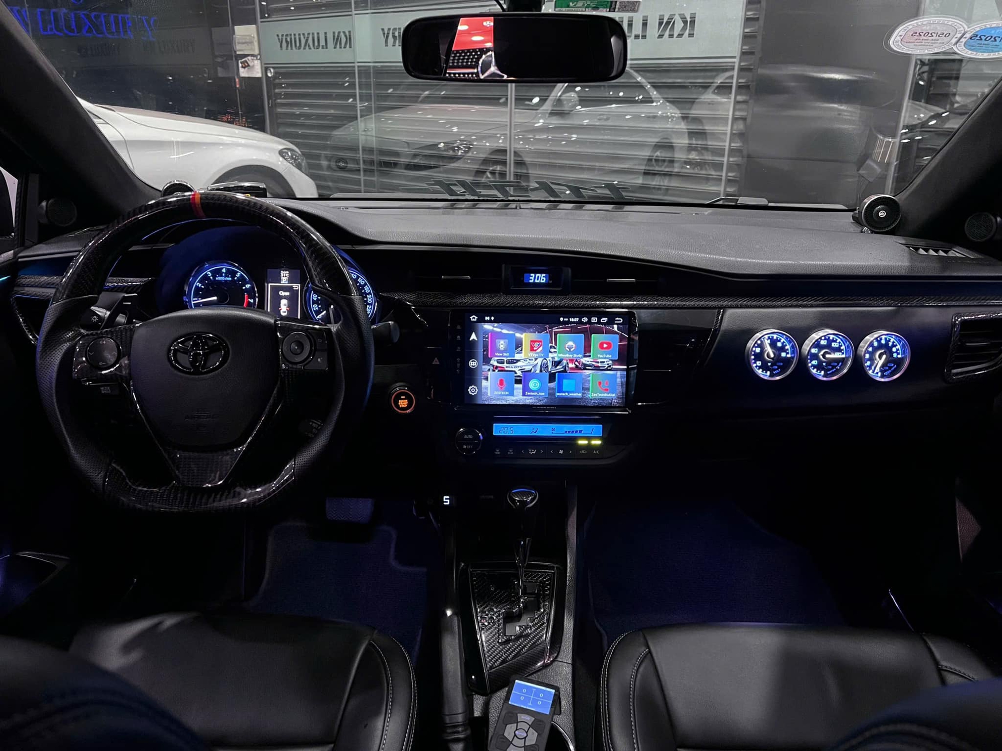 Rao Toyota Corolla Altis độ kiểu xe đua giá hơn 500 triệu, người bán chia sẻ: ‘Đồ chơi giá trị ngang xe’- Ảnh 13. Rao Toyota Corolla Altis độ kiểu xe đua giá hơn 500 triệu, người bán chia sẻ: ‘Đồ chơi giá trị ngang xe’- Ảnh 13.