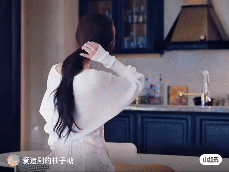 Tung tích chiếc váy tiên nữ đang khiến mọi tỷ tỷ bên Trung săn lùng- Ảnh 4. Tung tích chiếc váy tiên nữ đang khiến mọi tỷ tỷ bên Trung săn lùng- Ảnh 4.