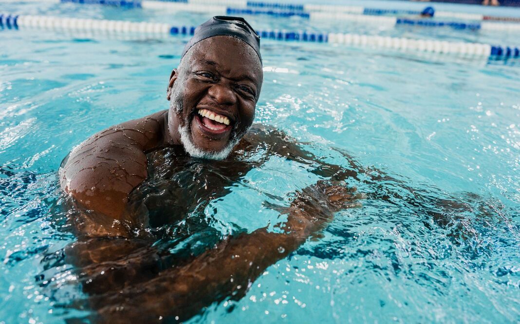 Không phải đi bộ, đây mới là bài tập tốt nhất cho người trên 60 tuổi- Ảnh 2. Không phải đi bộ, đây mới là bài tập tốt nhất cho người trên 60 tuổi- Ảnh 2.