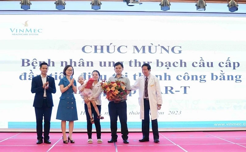 Kỷ lục: Bệnh nhân ung thư di căn xương vẫn sống khỏe sau 19 năm nhờ liệu pháp đột phá này, Việt Nam cũng có thể điều trị, giá chỉ 1,5 tỷ đồng- Ảnh 11.