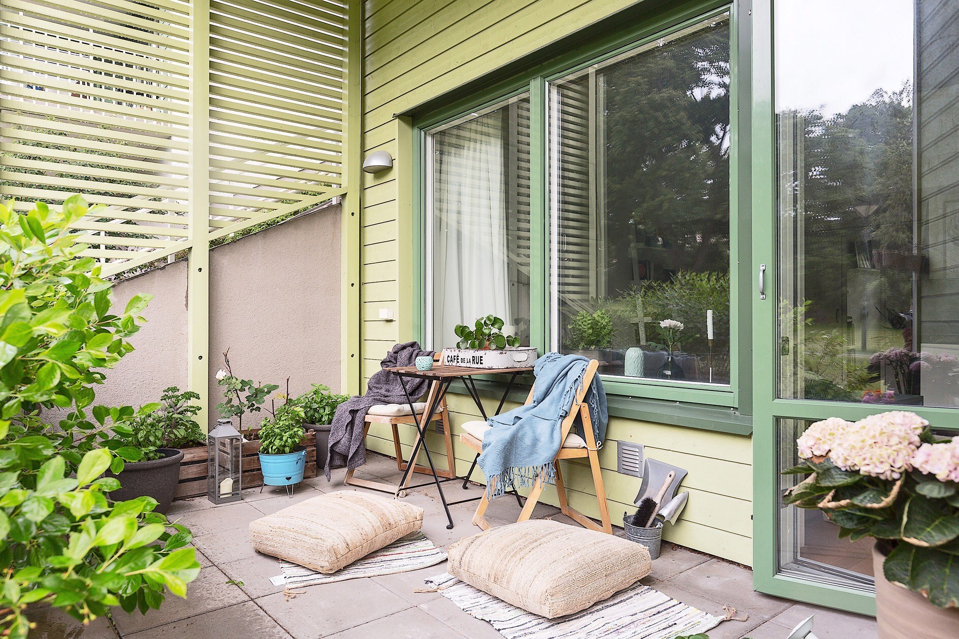 Sau 10 năm tích góp, người phụ nữ trung niên đã mua được căn hộ dù chỉ 40m² nhưng thiết kế đẹp Sau 10 năm tích góp, người phụ nữ trung niên đã mua được căn hộ dù chỉ 40m² nhưng thiết kế đẹp