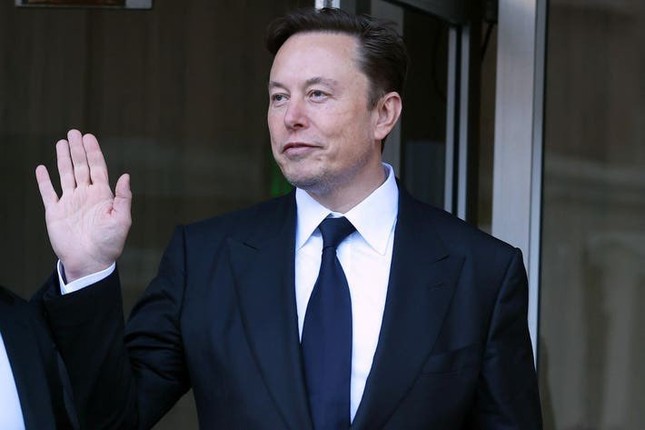 Phản ứng của Elon Musk khi bị nữ nhà văn kiện- Ảnh 5. Phản ứng của Elon Musk khi bị nữ nhà văn kiện- Ảnh 5.