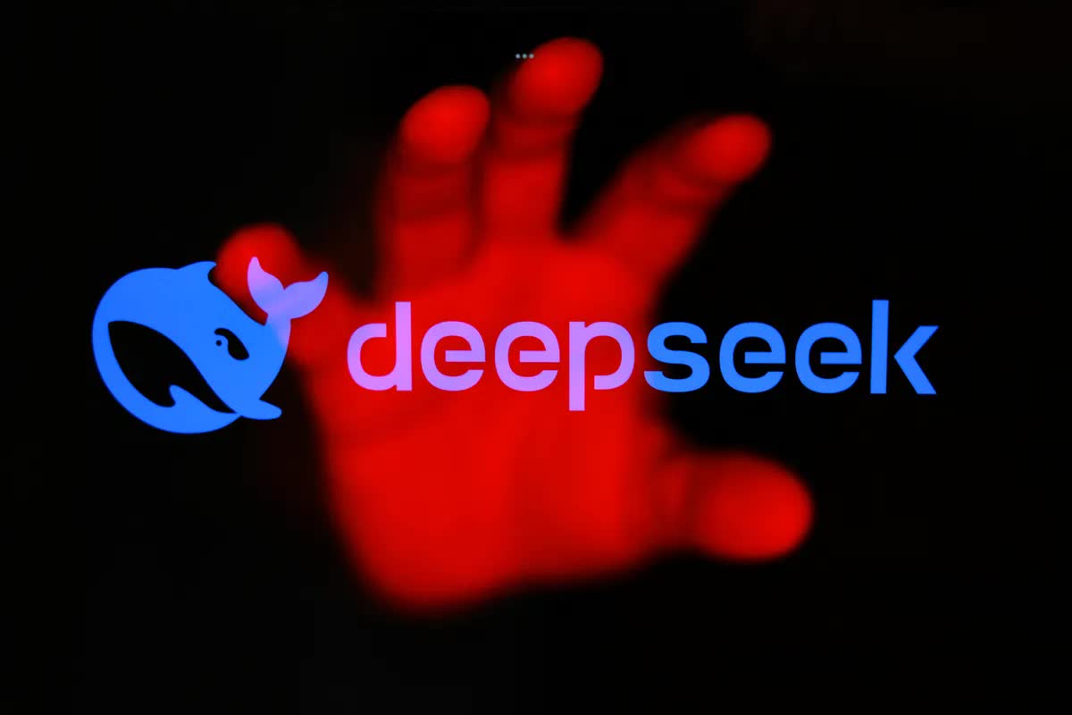 DeepSeek: Từ cơn sốt công nghệ đến tâm điểm chỉ trích về bảo mật dữ liệu- Ảnh 2. DeepSeek: Từ cơn sốt công nghệ đến tâm điểm chỉ trích về bảo mật dữ liệu- Ảnh 2.