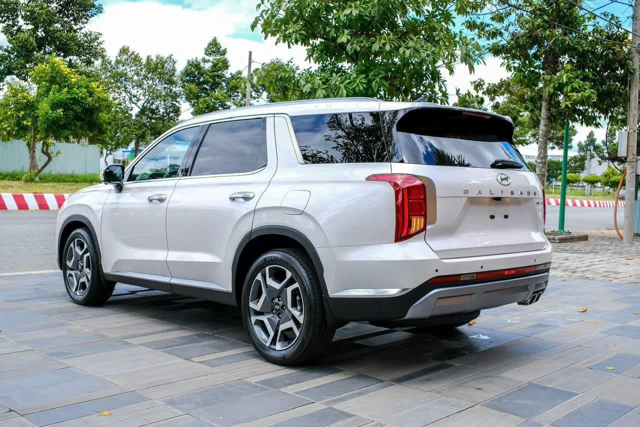 Hyundai Palisade giảm tới 100 triệu tại đại lý, bản cao nhất giờ rẻ ngang Kia Sorento phân khúc dưới- Ảnh 5.