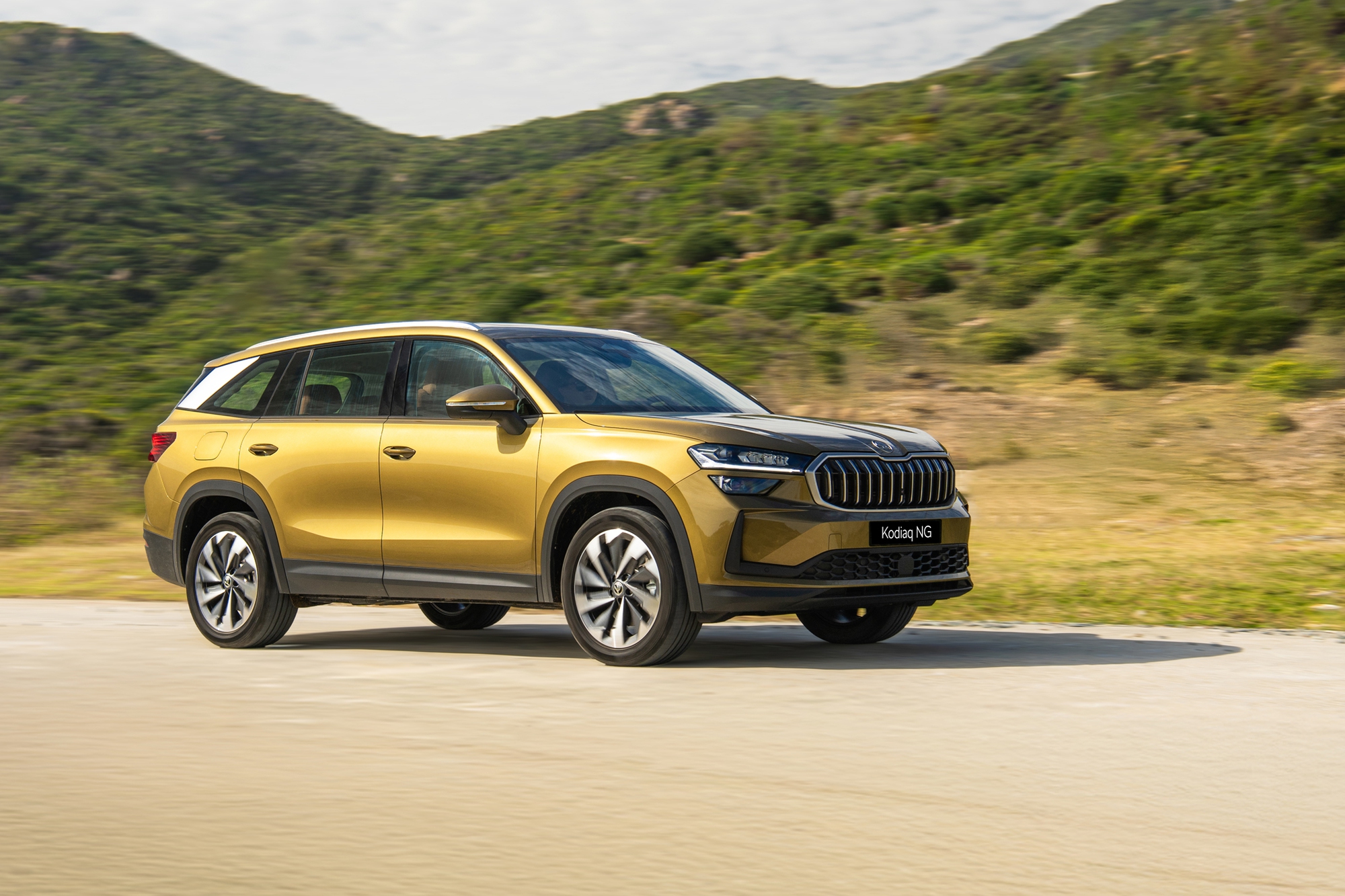 Skoda Kodiaq 2025 chốt giá từ 1,45 tỷ tại Việt Nam: 2 phiên bản, đều AWD, cạnh tranh Santa Fe với giá tiệm cận Palisade- Ảnh 20. Skoda Kodiaq 2025 chốt giá từ 1,45 tỷ tại Việt Nam: 2 phiên bản, đều AWD, cạnh tranh Santa Fe với giá tiệm cận Palisade- Ảnh 20.
