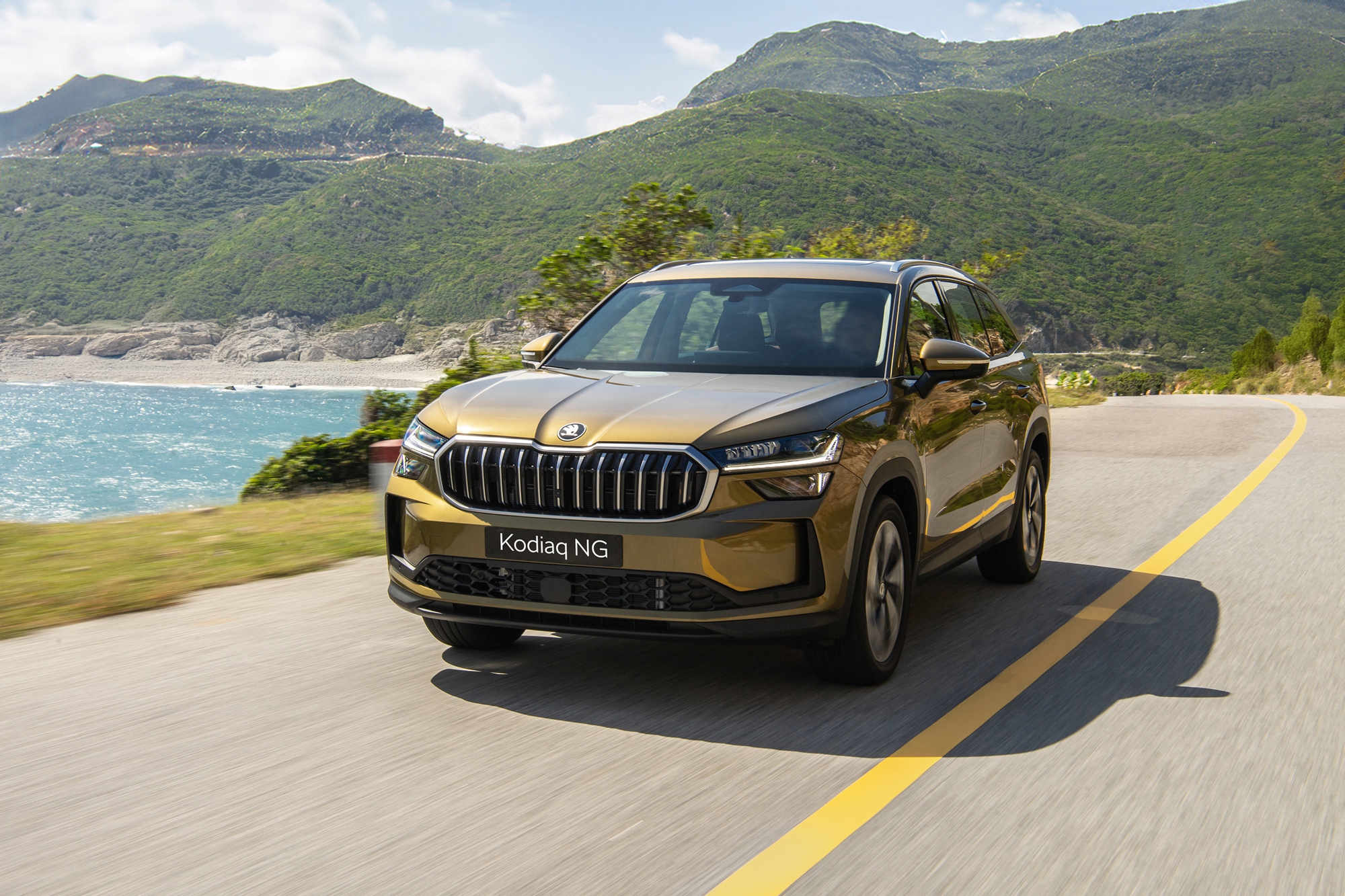 Skoda Kodiaq 2025 chốt giá từ 1,45 tỷ tại Việt Nam: 2 phiên bản, đều AWD, cạnh tranh Santa Fe với giá tiệm cận Palisade- Ảnh 22. Skoda Kodiaq 2025 chốt giá từ 1,45 tỷ tại Việt Nam: 2 phiên bản, đều AWD, cạnh tranh Santa Fe với giá tiệm cận Palisade- Ảnh 22.