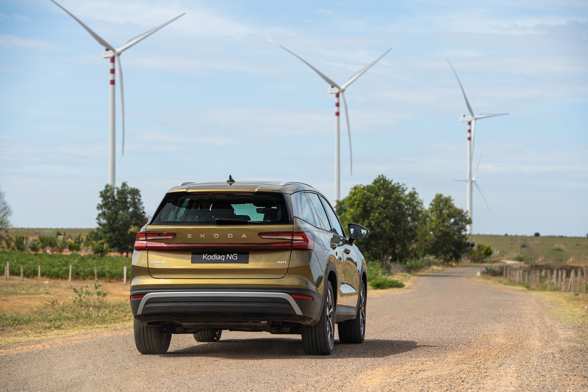 Skoda Kodiaq 2025 chốt giá từ 1,45 tỷ tại Việt Nam: 2 phiên bản, đều AWD, cạnh tranh Santa Fe với giá tiệm cận Palisade- Ảnh 23. Skoda Kodiaq 2025 chốt giá từ 1,45 tỷ tại Việt Nam: 2 phiên bản, đều AWD, cạnh tranh Santa Fe với giá tiệm cận Palisade- Ảnh 23.