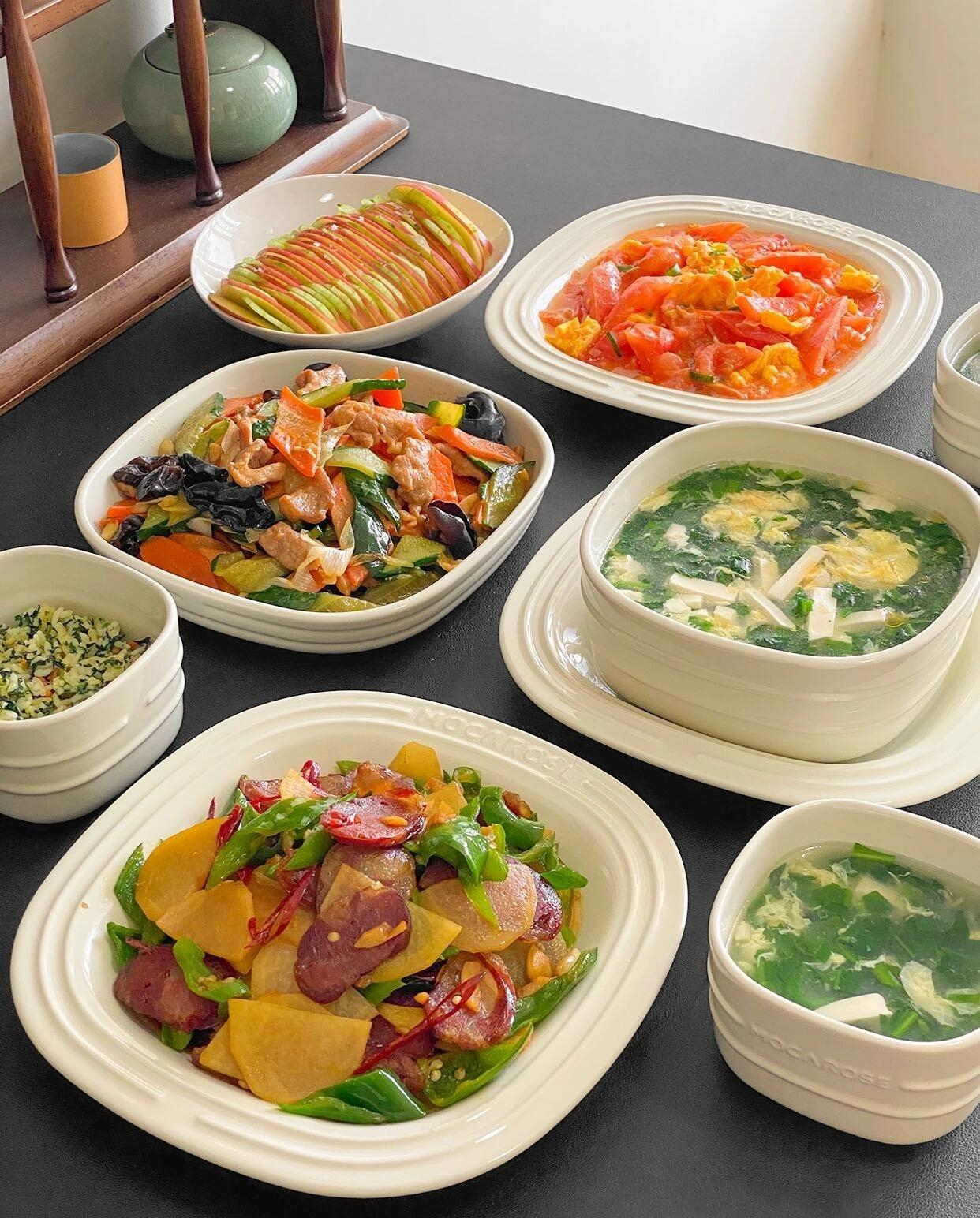 Cặp vợ chồng tiết kiệm được 3,5 tỷ đồng, dân mạng cảm thán: Không chỉ giỏi kiếm tiền mà họ còn biết tiết kiệm!- Ảnh 1. Cặp vợ chồng tiết kiệm được 3,5 tỷ đồng, dân mạng cảm thán: Không chỉ giỏi kiếm tiền mà họ còn biết tiết kiệm!- Ảnh 1.