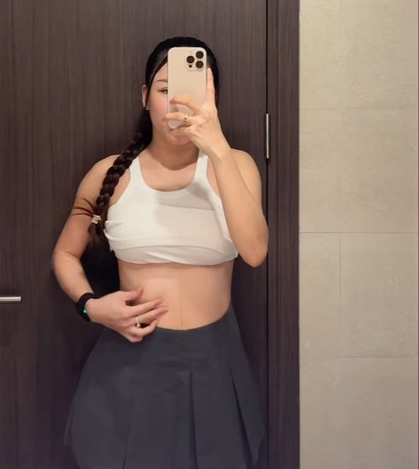 8 ngày sau khi sinh con, vợ thủ môn Lâm Tây đã đi tập gym, sắp lấy lại vóc dáng sexy nhất làng bóng đá?- Ảnh 3. 8 ngày sau khi sinh con, vợ thủ môn Lâm Tây đã đi tập gym, sắp lấy lại vóc dáng sexy nhất làng bóng đá?- Ảnh 3.