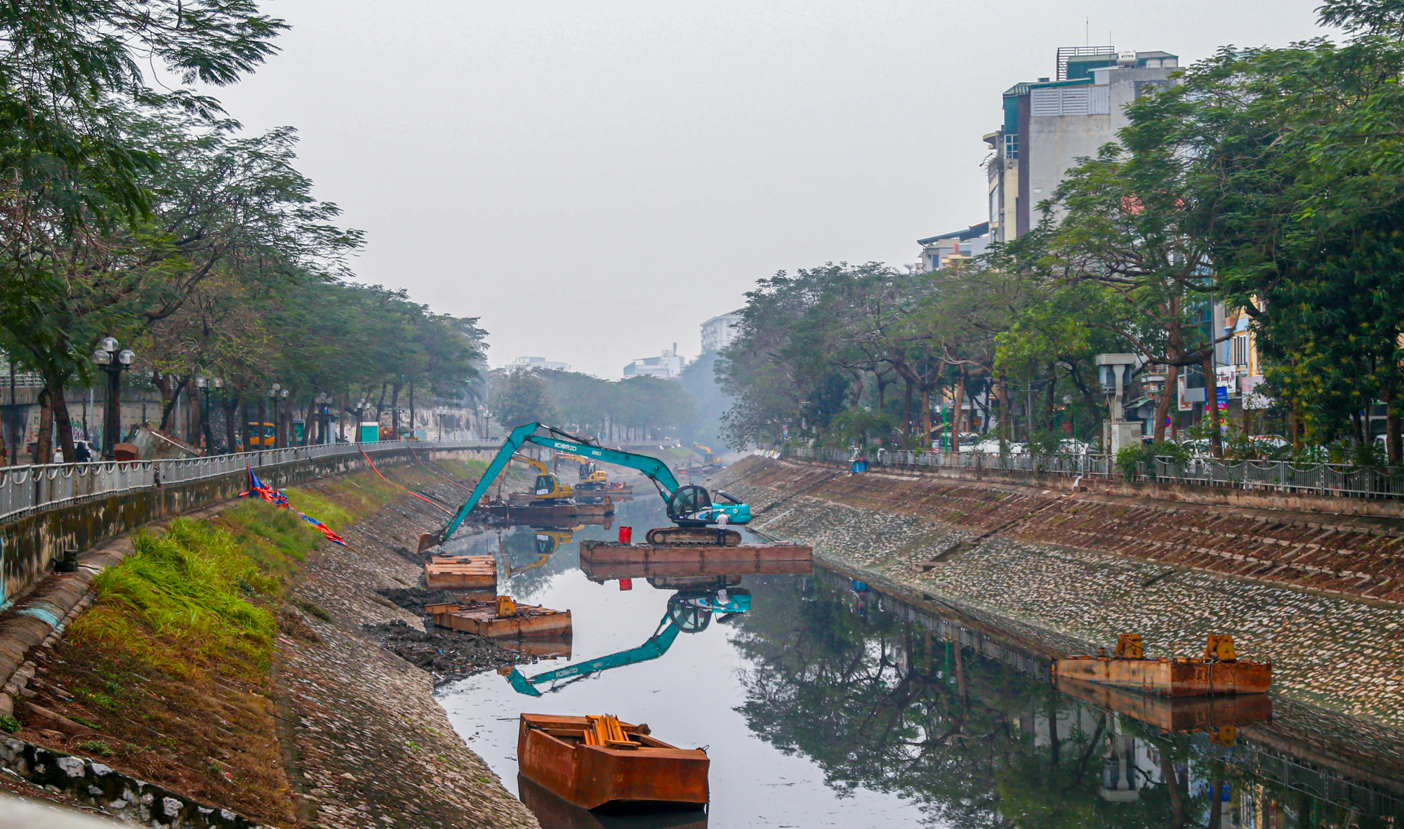 Những khu phố có giá hàng tỷ đồng/m2 từng là lòng sông Tô Lịch- Ảnh 10.