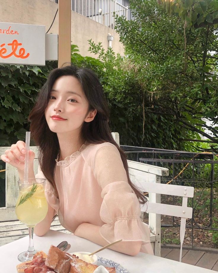 Lên mạng than vợ thích ăn sang, nhìn bức ảnh bữa cơm nhà mà ai cũng phải thở dài: “Không bênh nổi”- Ảnh 4. Lên mạng than vợ thích ăn sang, nhìn bức ảnh bữa cơm nhà mà ai cũng phải thở dài: “Không bênh nổi”- Ảnh 4.