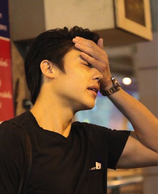 Lên mạng than vợ thích ăn sang, nhìn bức ảnh bữa cơm nhà mà ai cũng phải thở dài: “Không bênh nổi”- Ảnh 3. Lên mạng than vợ thích ăn sang, nhìn bức ảnh bữa cơm nhà mà ai cũng phải thở dài: “Không bênh nổi”- Ảnh 3.