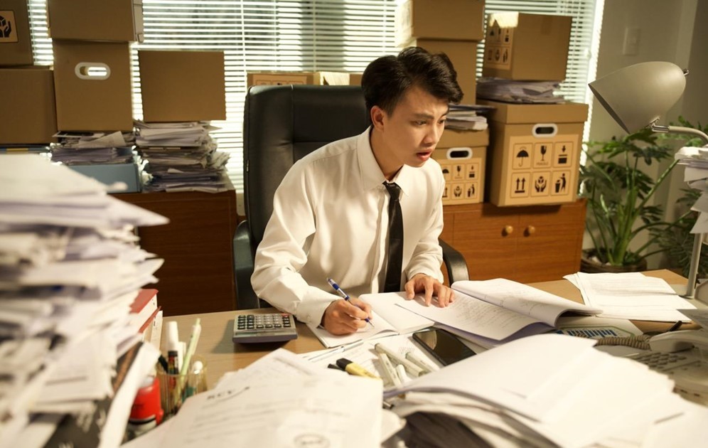 Sau buổi họp lớp, nhìn gương mặt phờ phạc của bạn học, tôi ngộ ra: Giữa bảo sa thải, còn công việc là còn thể diện- Ảnh 2. Sau buổi họp lớp, nhìn gương mặt phờ phạc của bạn học, tôi ngộ ra: Giữa bảo sa thải, còn công việc là còn thể diện- Ảnh 2.