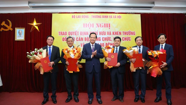 Bộ trưởng Đào Ngọc Dung: 'Lần chia tay này sẽ đi vào lịch sử'- Ảnh 2.