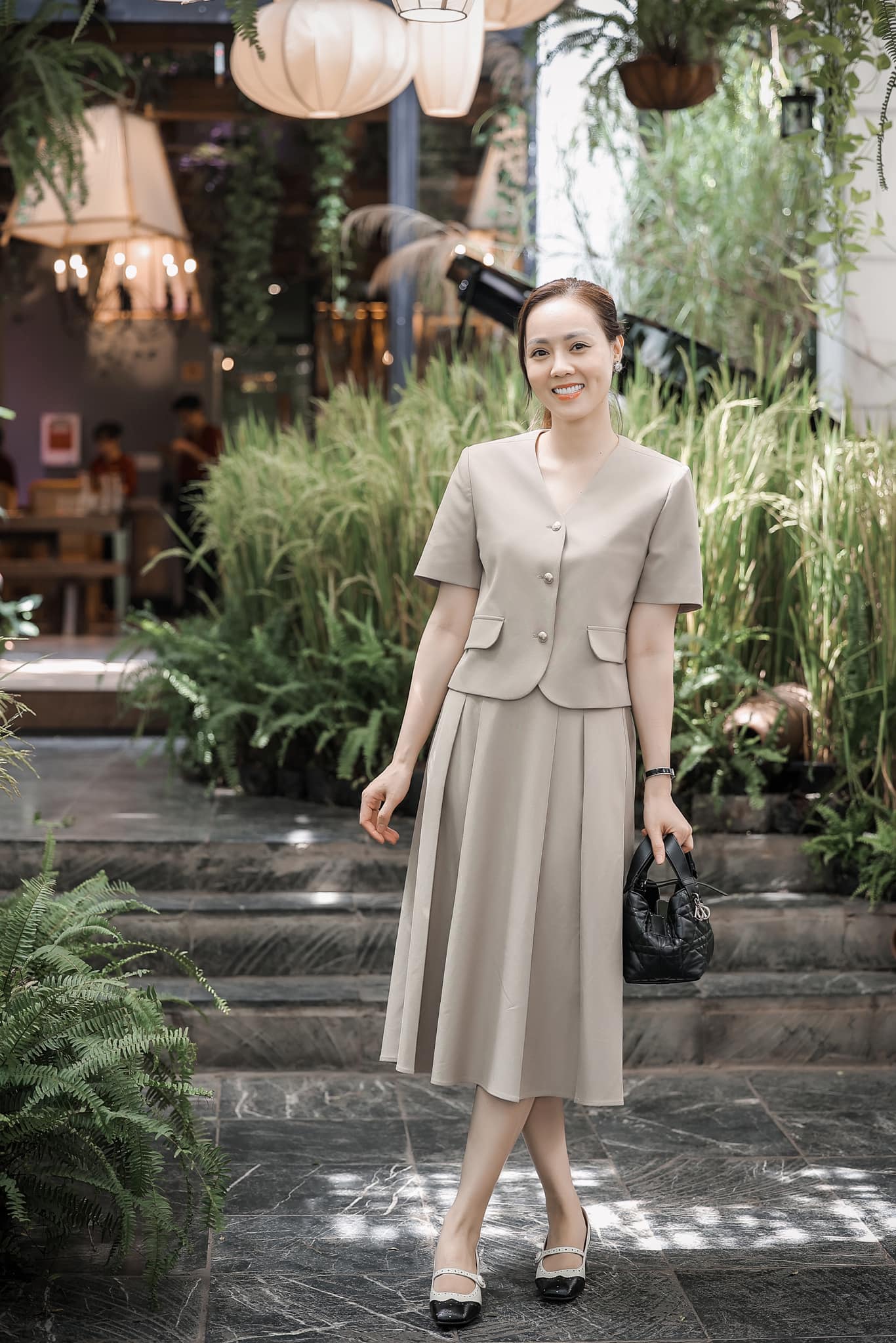 Vợ kém 15 tuổi của NSND Công Lý nói ra 1 sai lầm trước khi kết hôn khiến nhiều người giật mình- Ảnh 3. Vợ kém 15 tuổi của NSND Công Lý nói ra 1 sai lầm trước khi kết hôn khiến nhiều người giật mình- Ảnh 3.