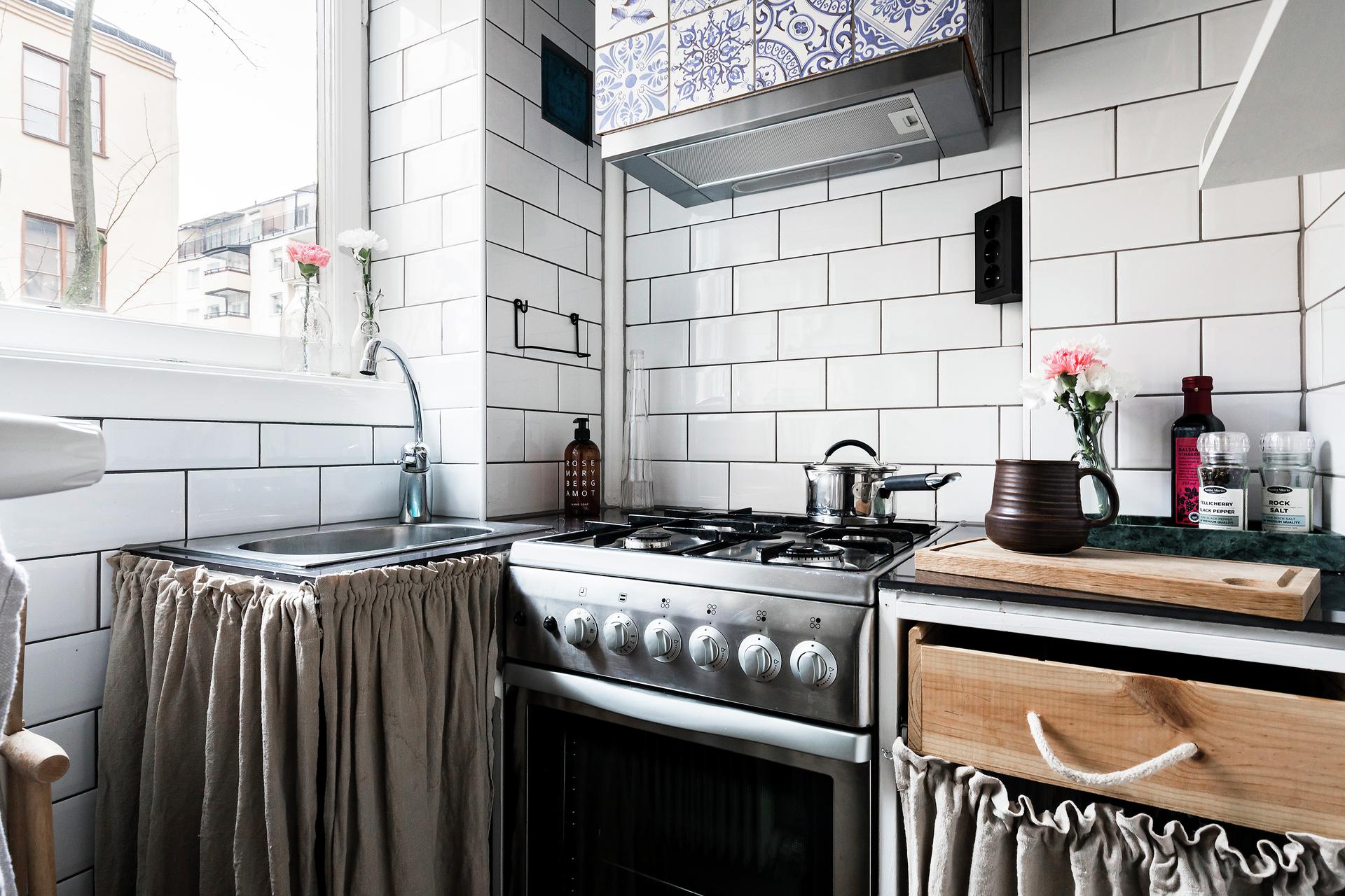 Nằm trong khu chung cư cũ nhưng căn hộ 23m² này vẫn là niềm ước ao của nhiều người nhờ cách trang trí Nằm trong khu chung cư cũ nhưng căn hộ 23m² này vẫn là niềm ước ao của nhiều người nhờ cách trang trí