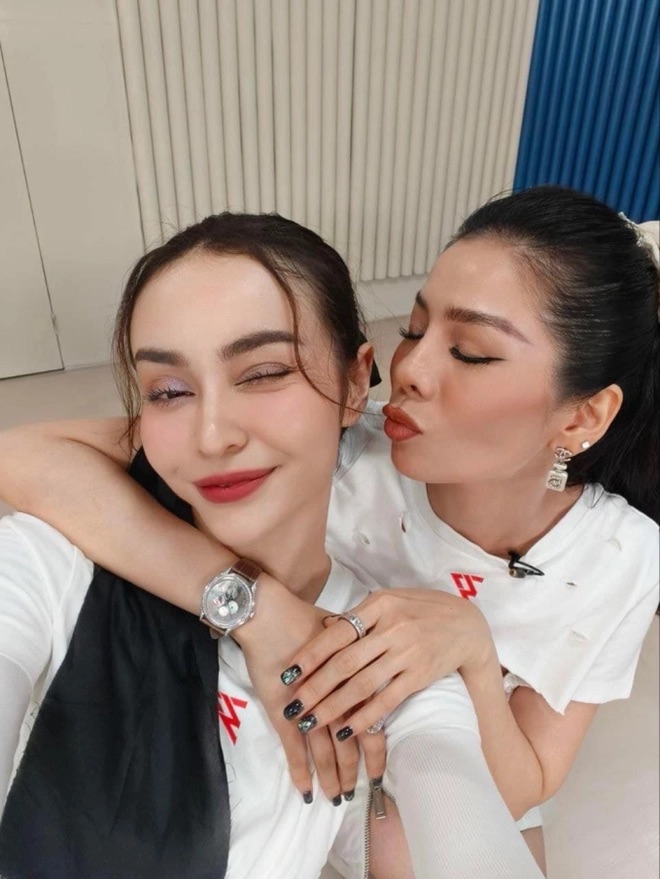 Lệ Quyên và MLee không tham gia concert Chị Đẹp, 1 sao nữ đắt show cũng vắng mặt gây tiếc nuối- Ảnh 7. Lệ Quyên và MLee không tham gia concert Chị Đẹp, 1 sao nữ đắt show cũng vắng mặt gây tiếc nuối- Ảnh 7.