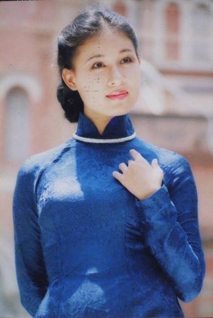 'Nữ hoàng ảnh lịch' bỏ nghề diễn lấy bằng tiến sỹ, làm giảng viên đại học- Ảnh 2. 'Nữ hoàng ảnh lịch' bỏ nghề diễn lấy bằng tiến sỹ, làm giảng viên đại học- Ảnh 2.